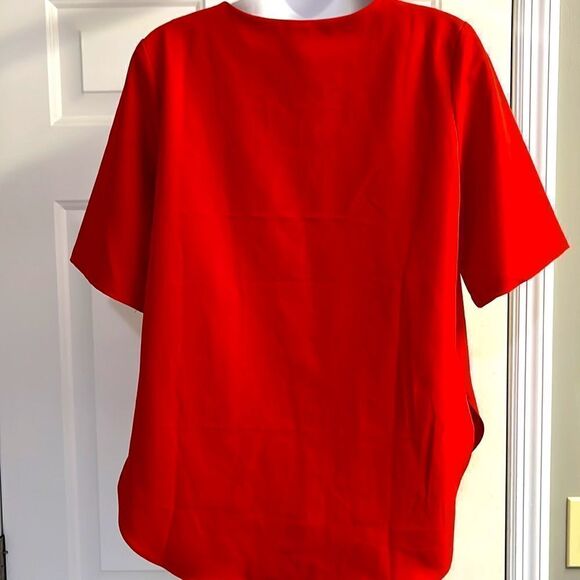 Flawless Red High Low Elbow Sleeve Pullover Blouse with a Curved Hemline- Med - Picture 7 of 10